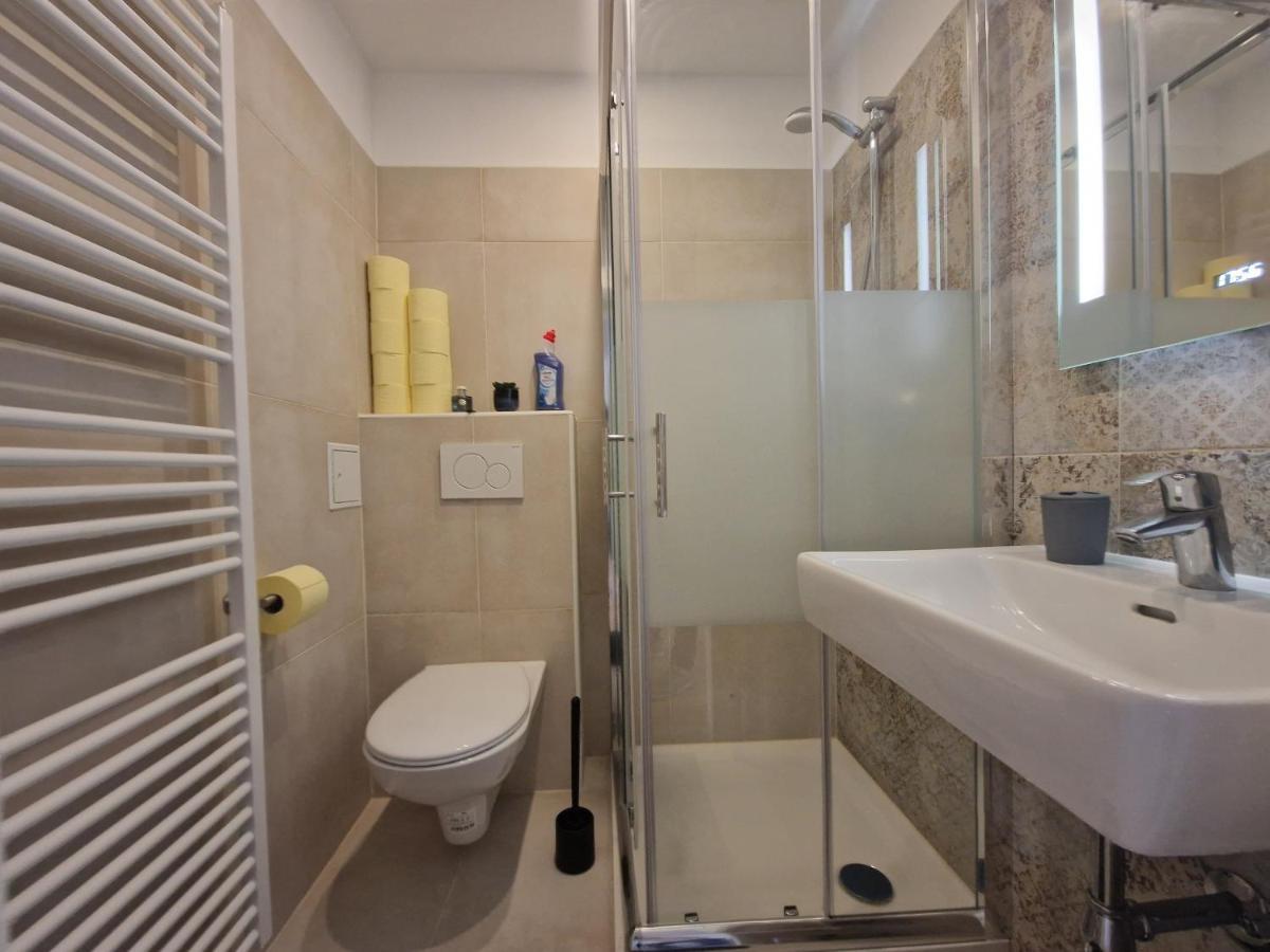 וינה Feelhome-Donau-6 Gaeste-Wifi-Smart Tv מראה חיצוני תמונה